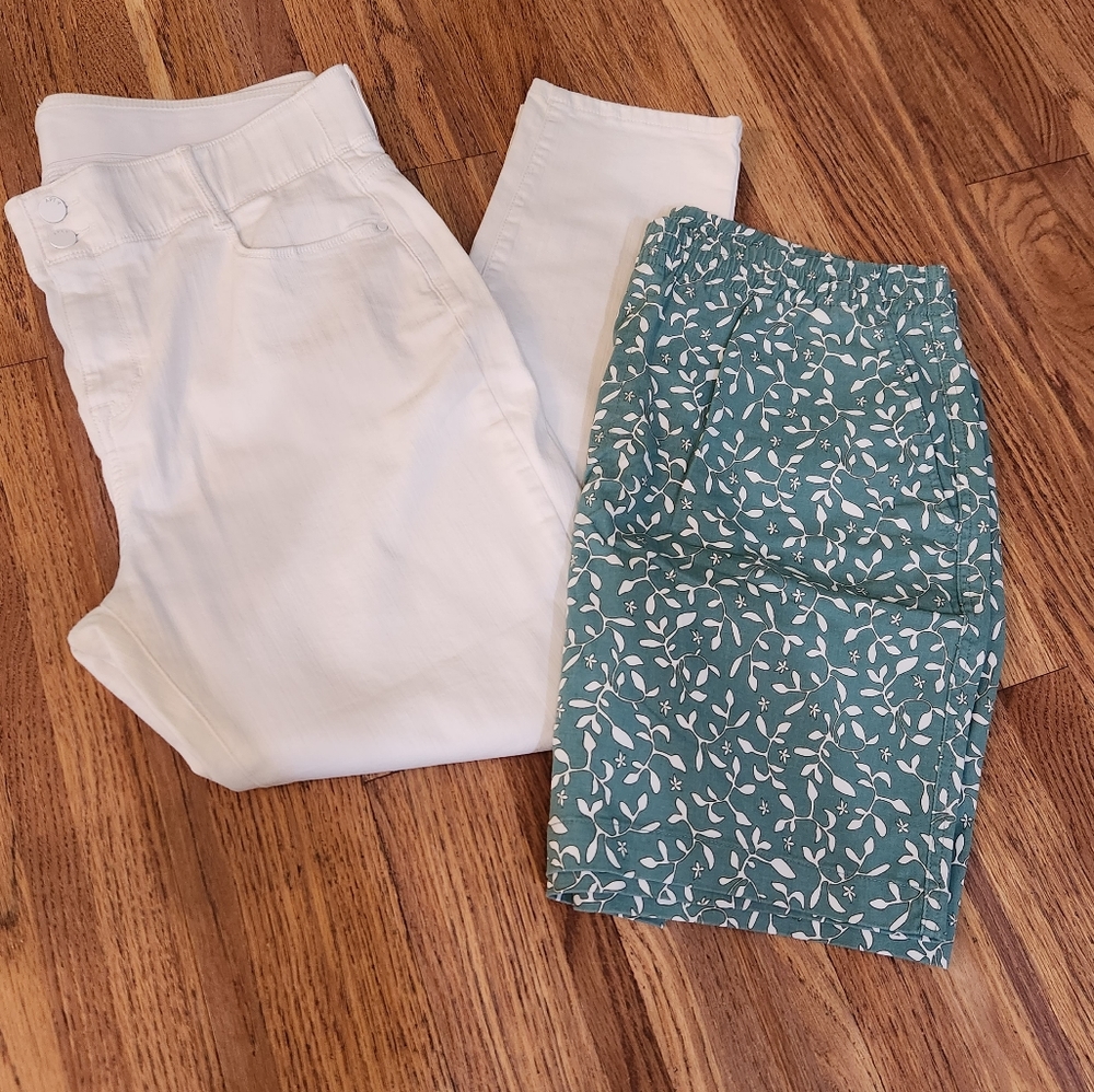 NWOT lands End green shorts 16w, NWOT Apt 9 white jeans, 18s